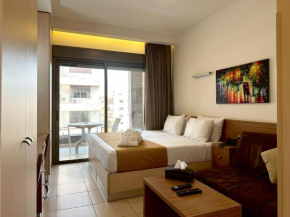 Mario Inviting Suite with Private Gym nd Bar